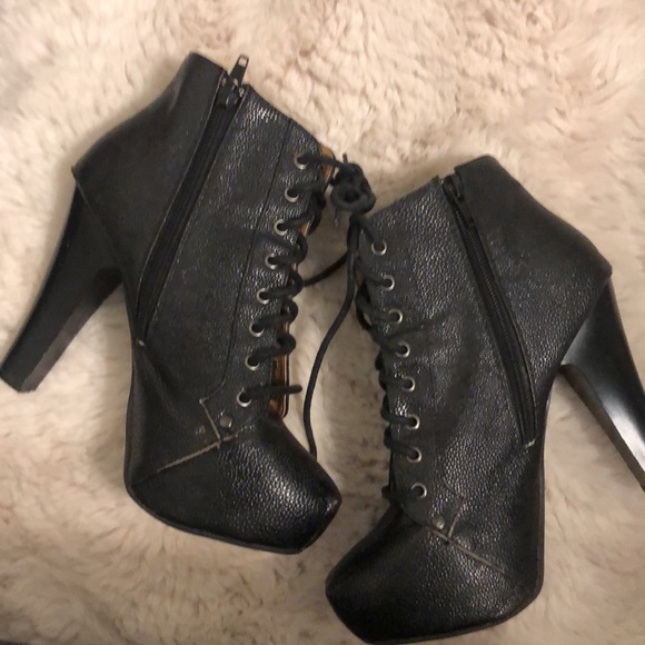 ✨BLACK LACE UP HEELED SHOES⚡️ - Picture 2 of 6